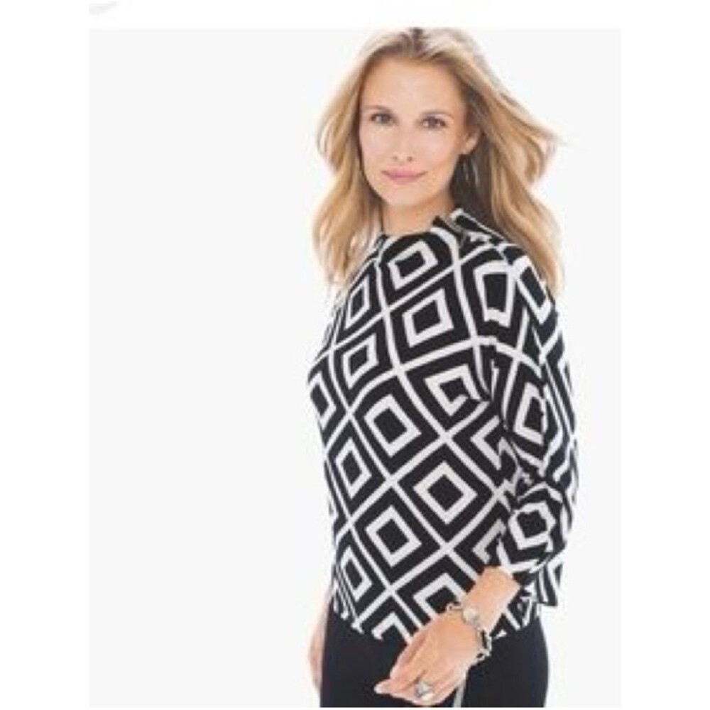 Chico's Travelers Black White Geometric Zip-Accent Top Slinky Wrinkle Free